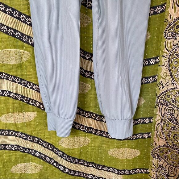 Athleta Sage Green Salutation Rib Jogger Size Small - Picture 8 of 16